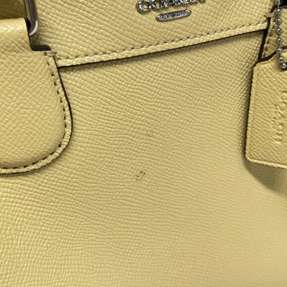 COACH - F31082 Light Yellow Leather Handbag - Picture 9 of 11